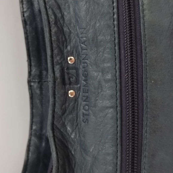 Stone Mountain leather green shoulder bag zip top with multiple pockets - Picture 4 of 8